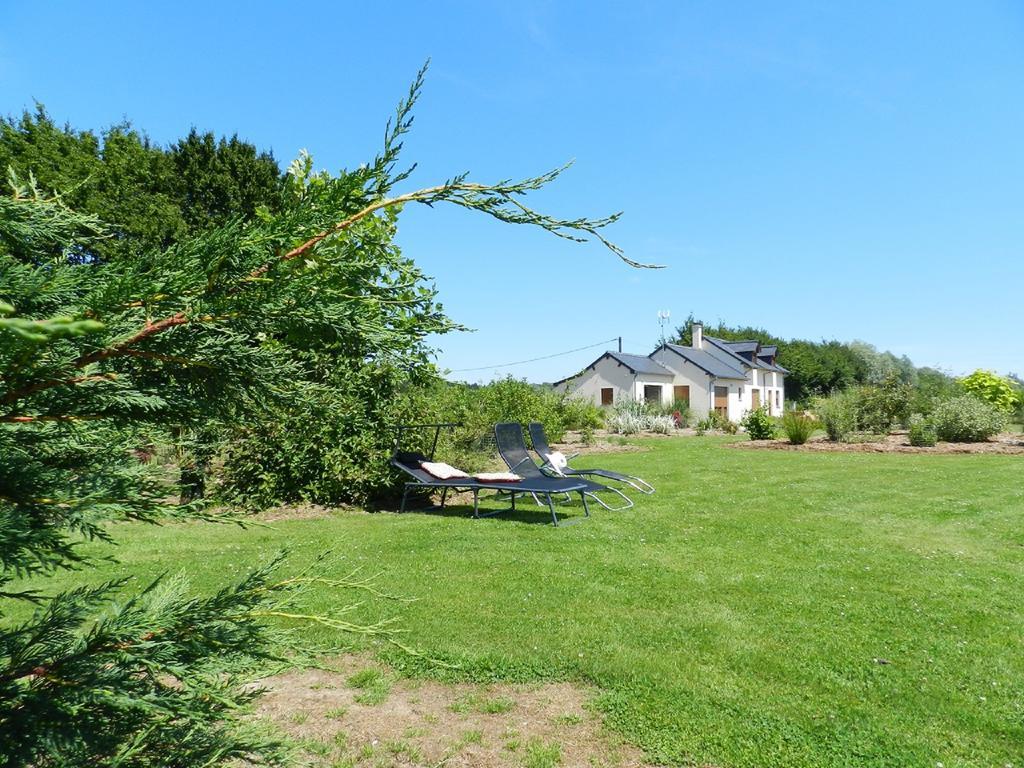 Gite La Grenouillere Esqueheries Exteriér fotografie